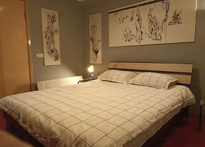 Paws & Pines Hideaway * Belgrád